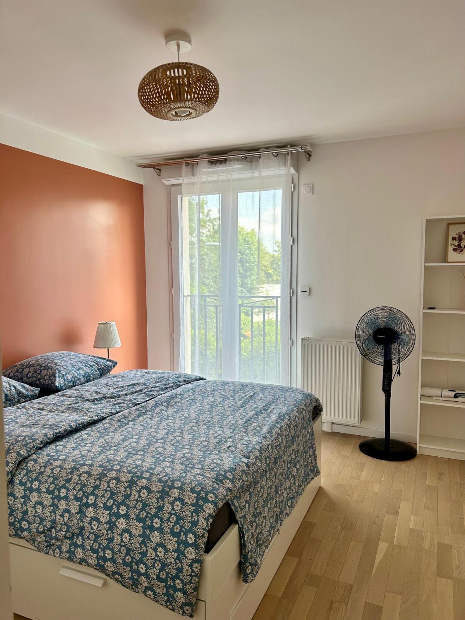 Elegant Appartement Minimaliste Entre Paris Et Disney Noisy-le-Grand Exterior photo